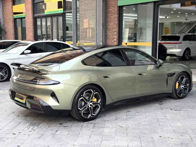 Xiaomi SU7 — Фото автомобиля 5