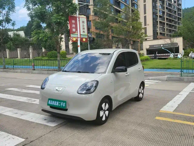Фотография автомобиля — Wuling Hongguang Mini EV
