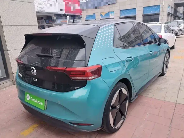 Volkswagen ID.3 — Фото автомобиля 6