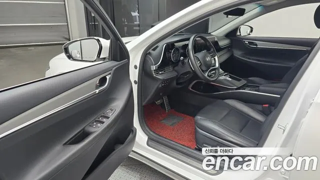 Hyundai Grandeur — Фото автомобиля 10