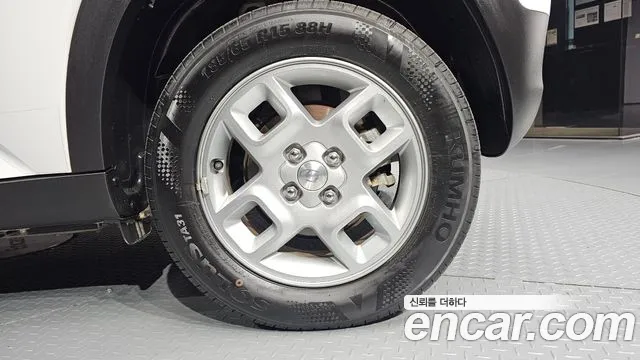 Hyundai Casper Electric — Фото автомобиля 6