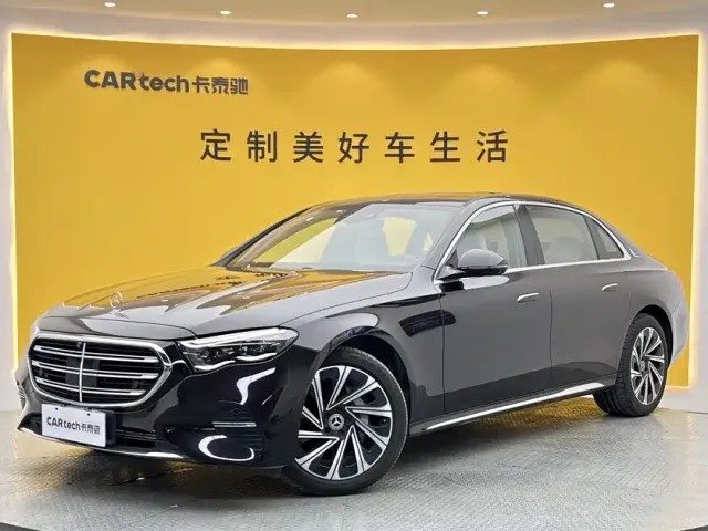 Mercedes-Benz E-Class — Фото автомобиля 11