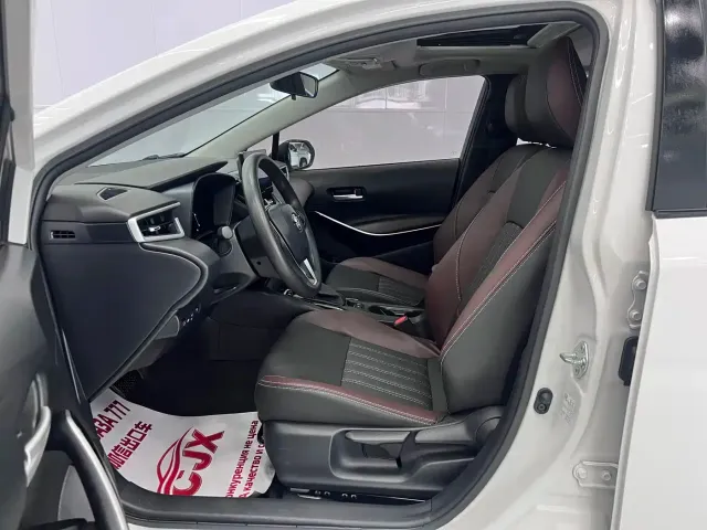Toyota Corolla — Фото автомобиля 7