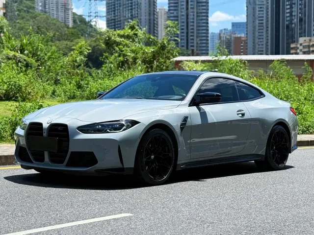 Фотография автомобиля — BMW M4