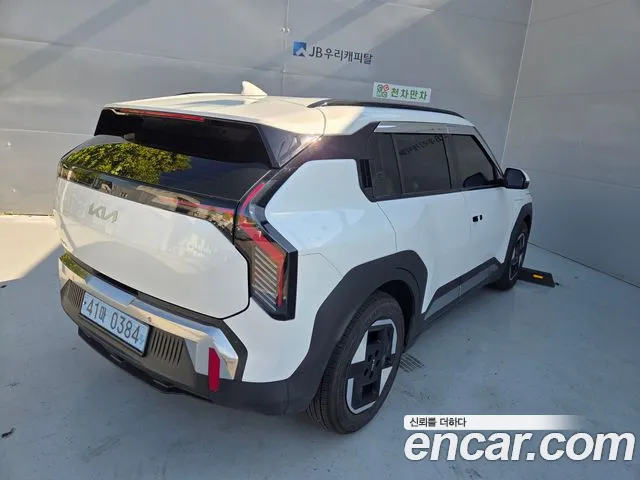 Kia EV3 — Фото автомобиля 4