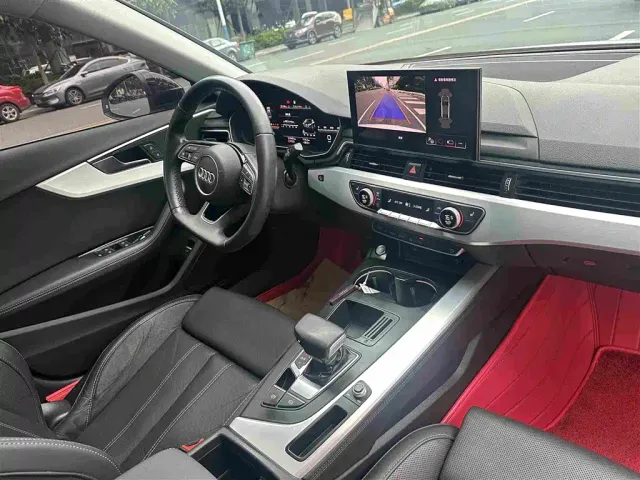 Audi A4L — Фото автомобиля 20