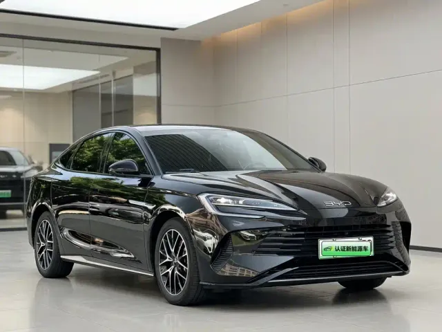 BYD Seal — Фото автомобиля 3