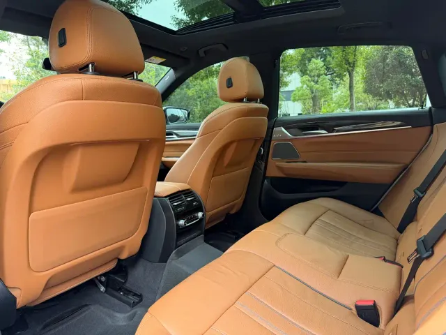 BMW 6 Series Gran Turismo — Фото автомобиля 6