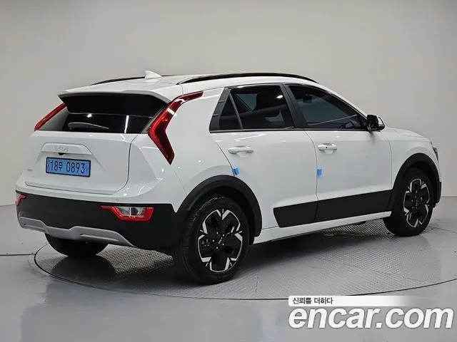 Kia Niro New — Фото автомобиля 4