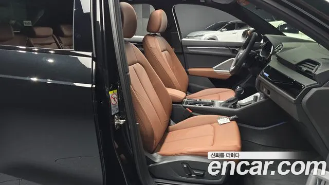 Audi Q3 35 TDI Premium — Фото автомобиля 24