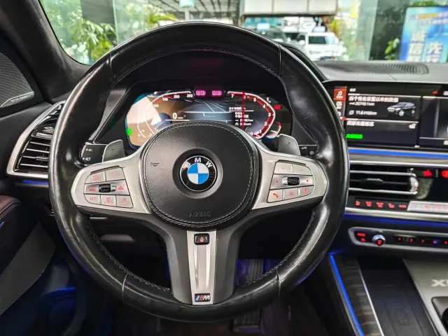 BMW X5 — Фото автомобиля 8