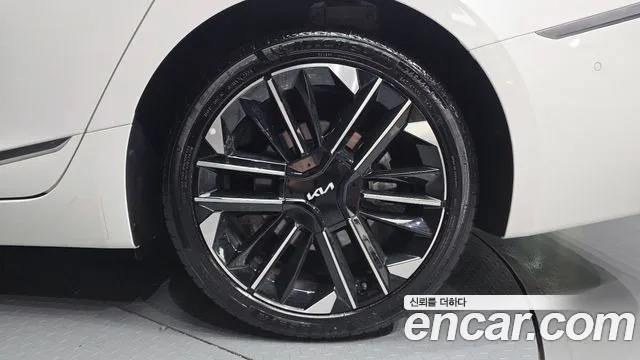 Kia K8 The New K8 2.5 Бензин 2WD — Фото автомобиля 20