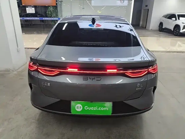BYD Qin L — Фото автомобиля 5
