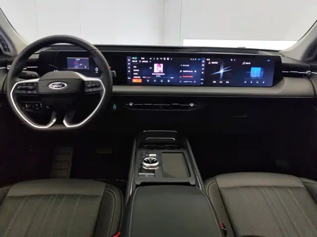 Ford Mondeo — Фото автомобиля 12