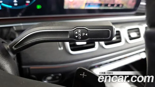 Mercedes-Benz GLS-Class — Фото автомобиля 9