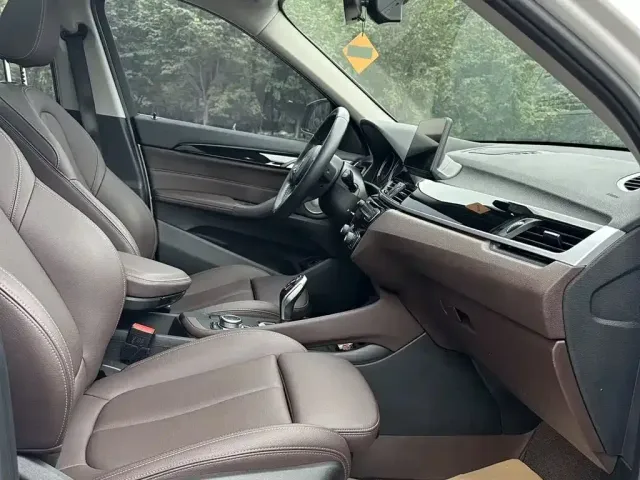 BMW X1 — Фото автомобиля 4