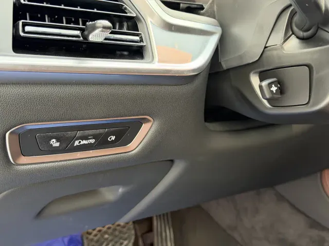 BMW X7 — Фото автомобиля 16