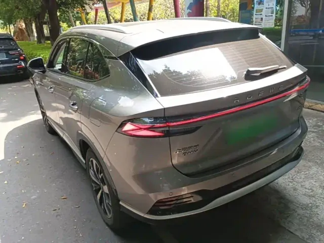 Roewe D5X DMH — Фото автомобиля 4