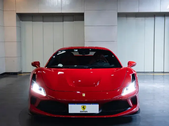 Ferrari F8 — Фото автомобиля 2