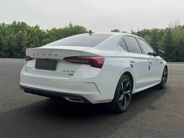 Skoda Octavia — Фото автомобиля 6