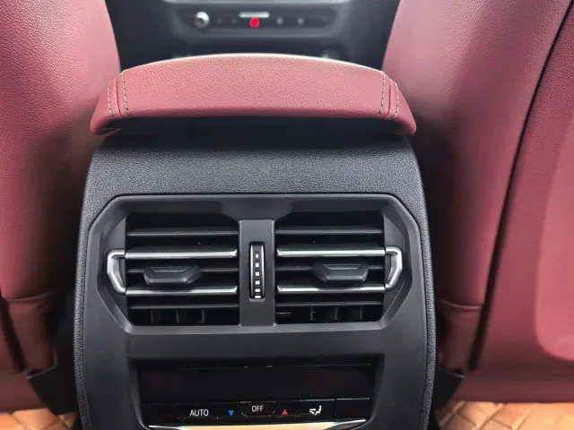 BMW 3 Series — Фото автомобиля 16