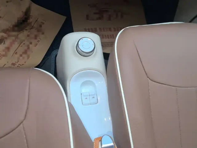 Wuling Hongguang Mini EV — Фото автомобиля 13