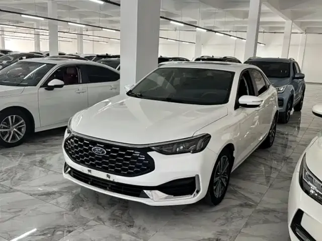 Фотография автомобиля — Ford Escort