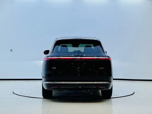 Aito M7 — Фото автомобиля 6
