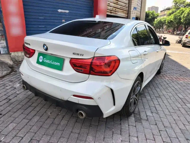 BMW 1 Series — Фото автомобиля 6