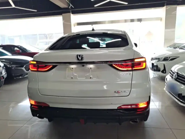 Changan CS85 COUPE — Фото автомобиля 5