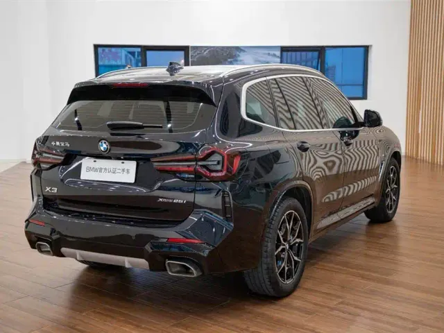 BMW X3 — Фото автомобиля 5