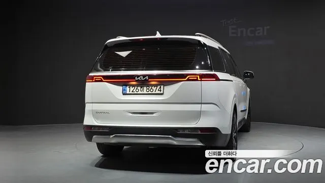 Kia Canival Carnival 4 поколение Бензин 7 мест Signature — Фото автомобиля 4
