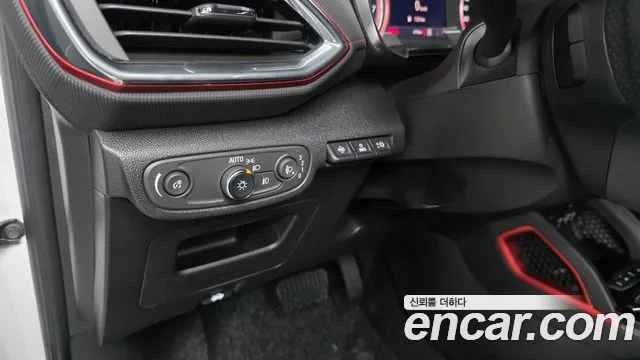 ChevroletGMDaewoo Trailblazer Trailblazer 1.3 турбо 4WD — Фото автомобиля 11