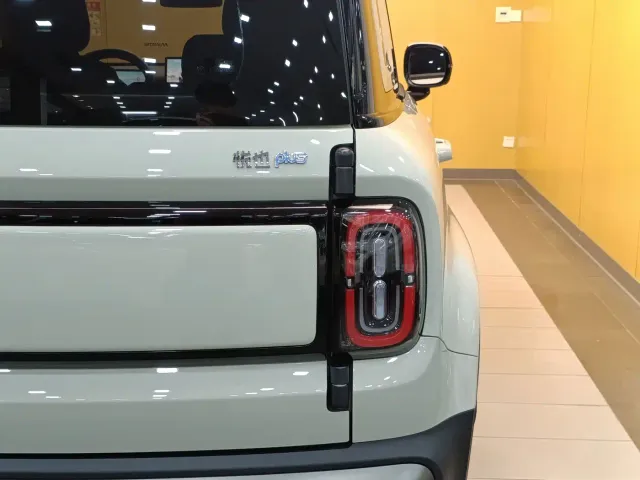 Baojun Yep Plus — Фото автомобиля 24