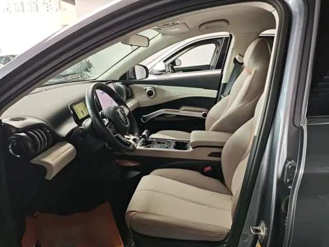 BYD Yuan PLUS — Фото автомобиля 14
