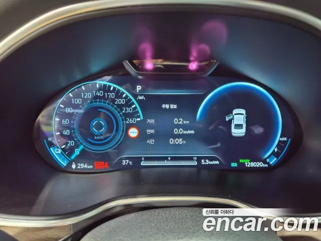 Genesis G80 Electrified G80 (RG3) — Фото автомобиля 15