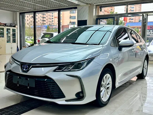 Фотография автомобиля — Toyota Corolla
