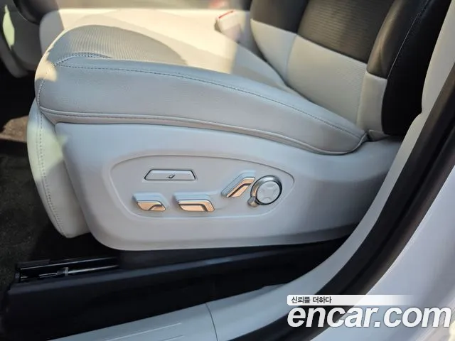 Hyundai Ioniq 9 — Фото автомобиля 15