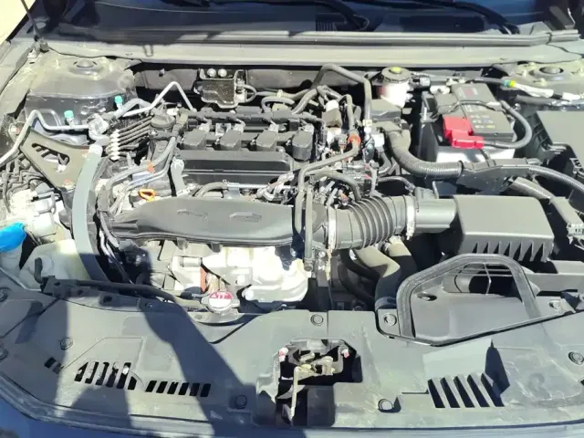 Honda Accord — Фото автомобиля 10