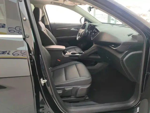 Buick Envision S — Фото автомобиля 8
