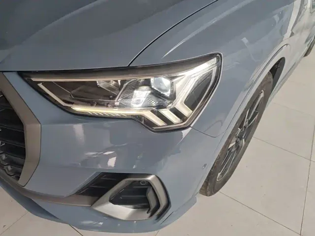 Audi Q3 — Фото автомобиля 23