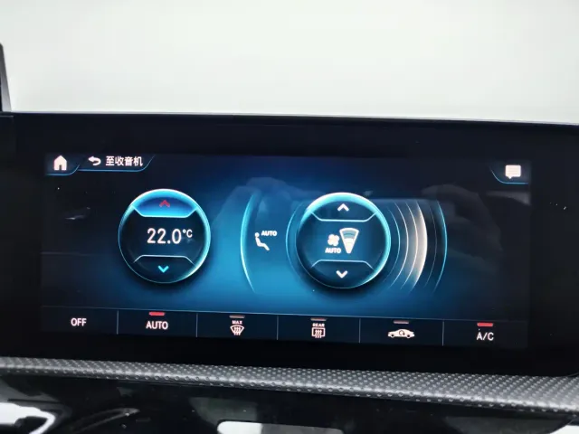 Mercedes-Benz A-Class — Фото автомобиля 13