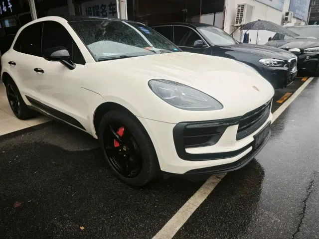 Porsche Macan — Фото автомобиля 2