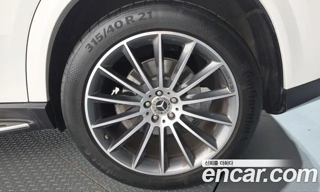 Mercedes-Benz GLE-Class — Фото автомобиля 6