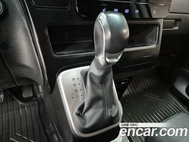 Hyundai Staria — Фото автомобиля 11