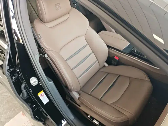 BYD Han — Фото автомобиля 24