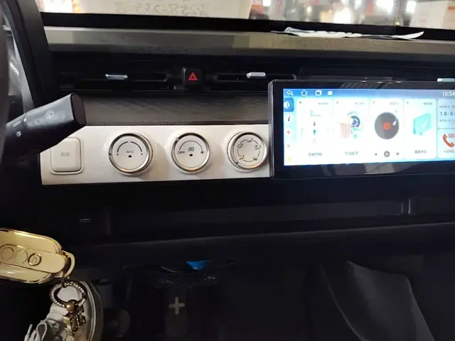Wuling Hongguang Mini EV — Фото автомобиля 12