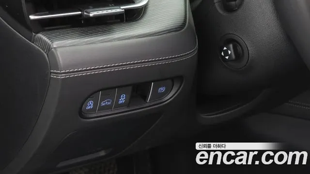 Genesis G90 Бензин 3.5 турбо AWD — Фото автомобиля 15