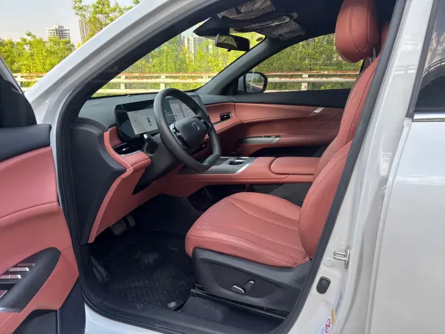 Changan CS75 Plus — Фото автомобиля 4