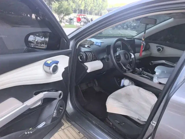 BYD Yuan PLUS — Фото автомобиля 13